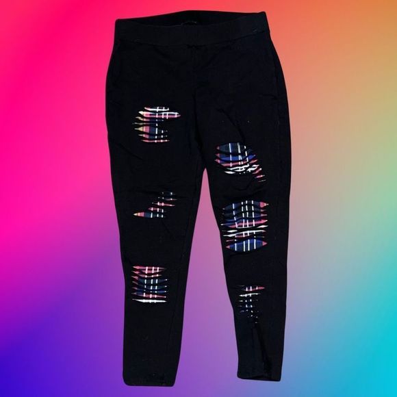 Torrid Signature Hi Waist Slashed Tapered Crop Legging Size 1 - Picture 1 of 4
